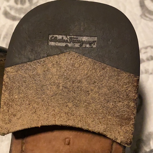 Salvatore Ferragamo classy shoes - Picture 7 of 11